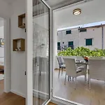 Rafael Apartament Makarska