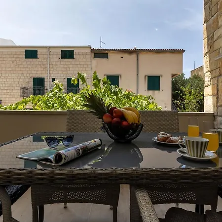 Διαμέρισμα Rafael