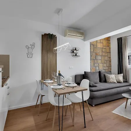 Rafael * Μακάρσκα