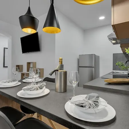 Rafael * Μακάρσκα