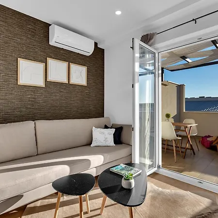 Διαμέρισμα Rafael *